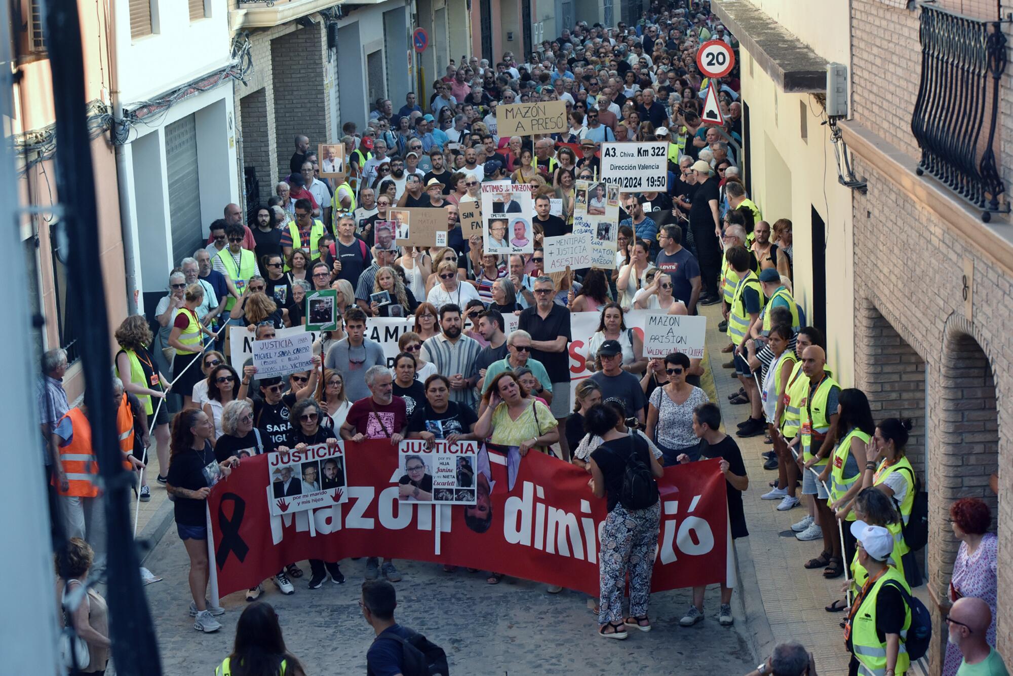 Novena manifestación “Mazón dimissió” - 12